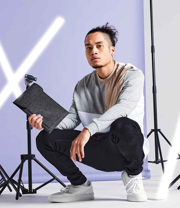 BG727 Charcoal Melange Model